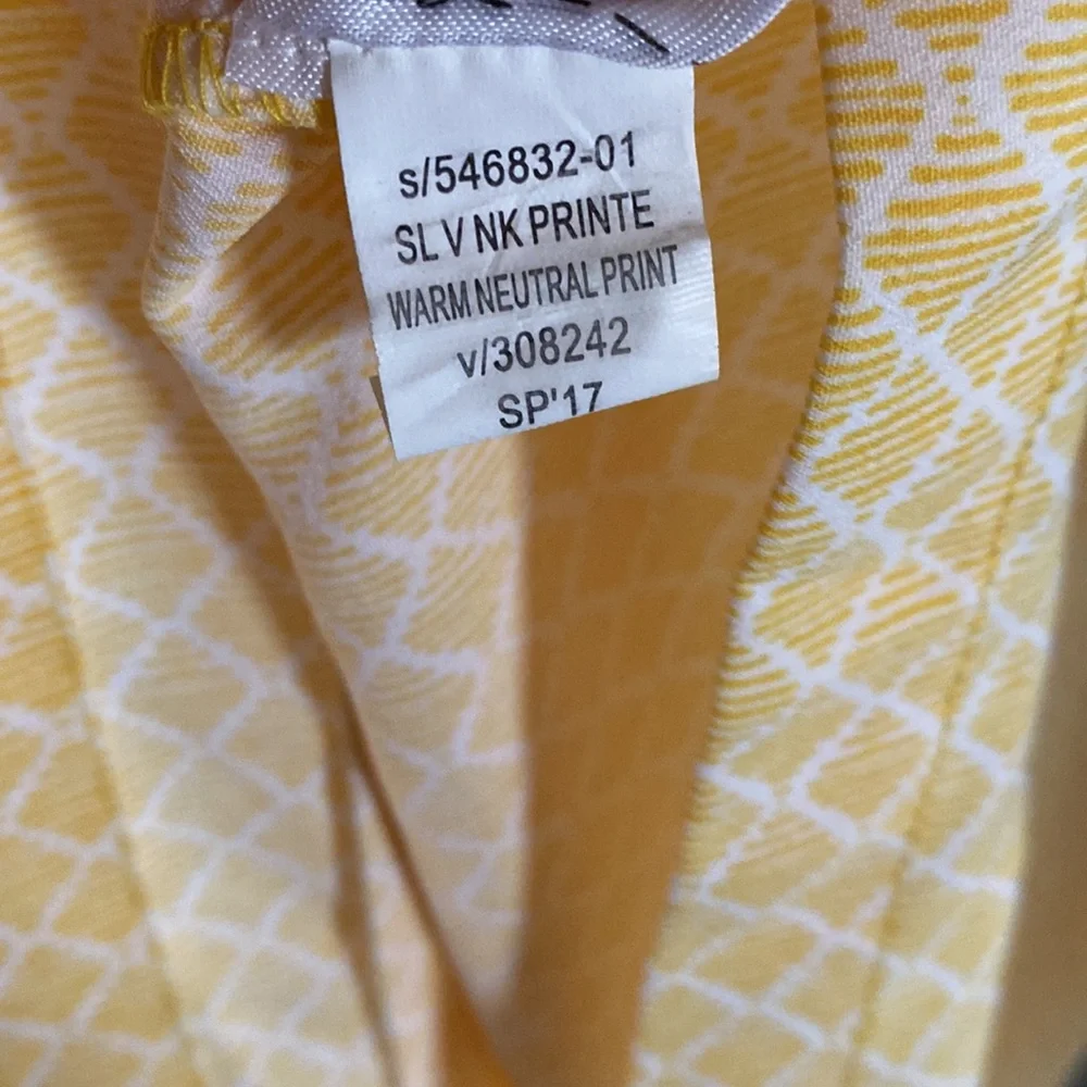 Banana Republic Factory Yellow Light Weight Spring Romper w Pockets NWT … - Picture 8 of 8